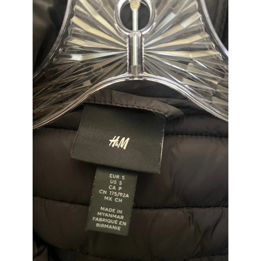 H&M Mens Black Lightweight Slimfit Hooded Gorpcore Winter Puffer Jacket Sz Sm